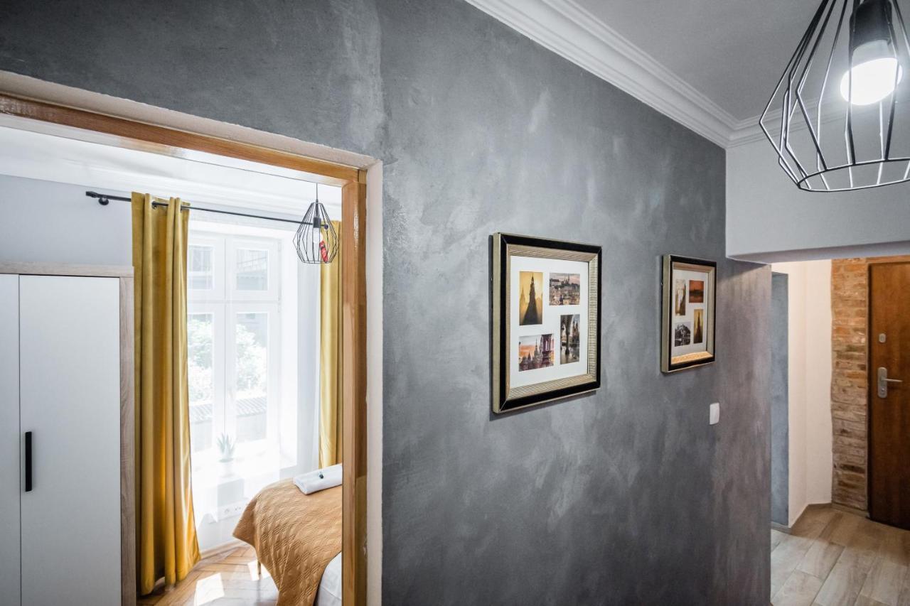 Royal City Apartments Old Town Cracovia Exterior foto
